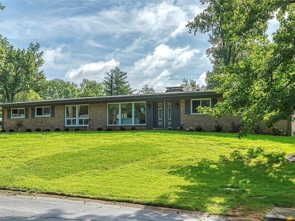 1st image of 23 Nantucket Ln