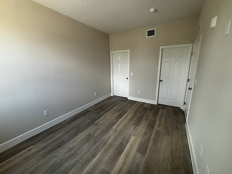 4424 S Texas Ave #210 — Photo 20