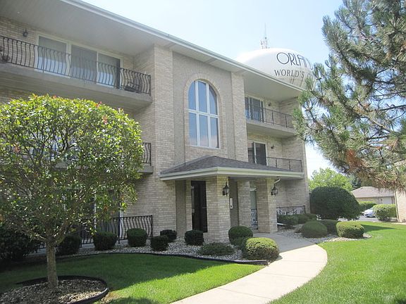 2nd image of 11131 Wisconsin Ct APT 3D