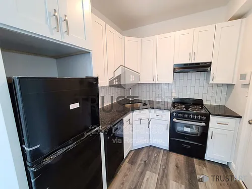 4732 Longshore Ave #4 Photo 1