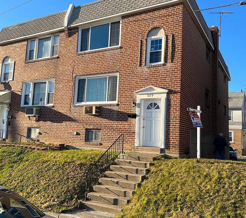 1st image of 609 Bywood Ave