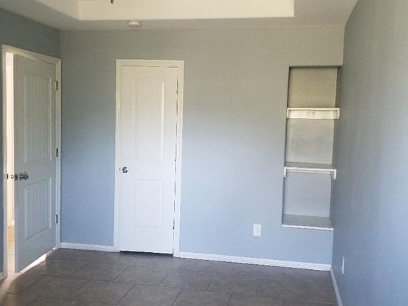 4th image of 1901 Oasis Ave APT 9