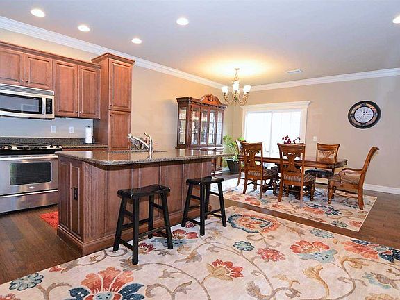 4th image of 6187 Glenview Dr