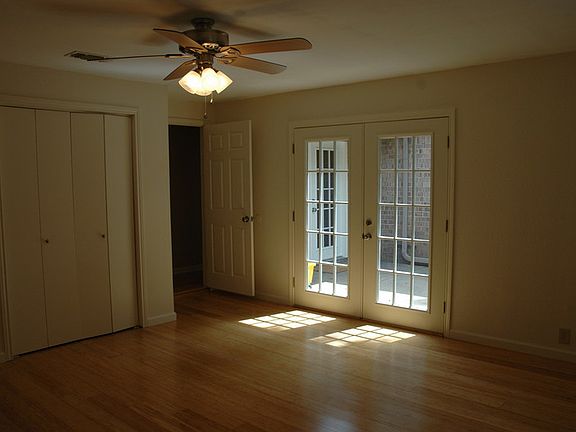 4th image of 4814 French Wood Dr