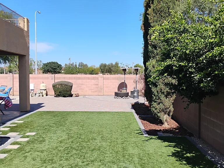 4711 S Newport St — Photo 4