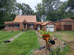 1101 Bedal St, Walnut Grove, MN 56180