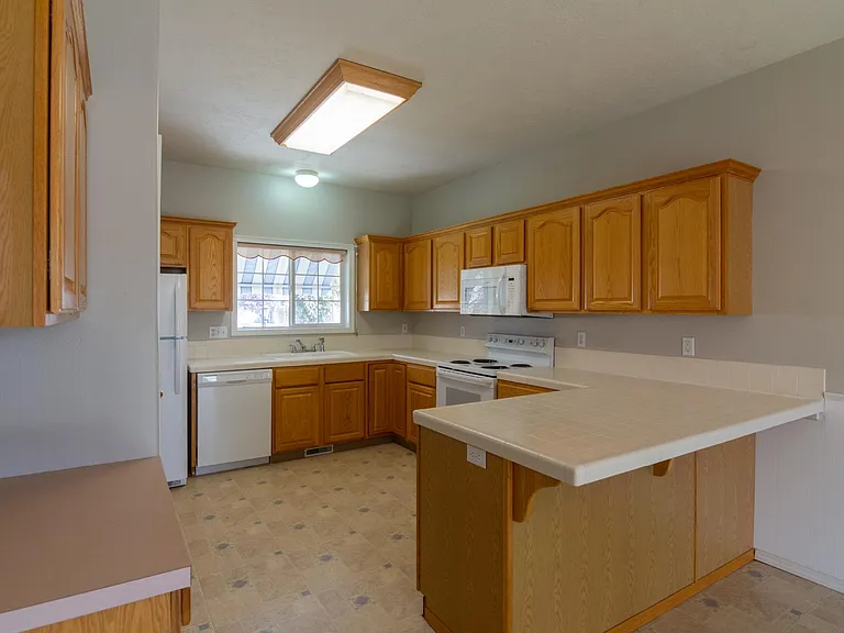 4647 N Tumbleweed Pl — Photo 7