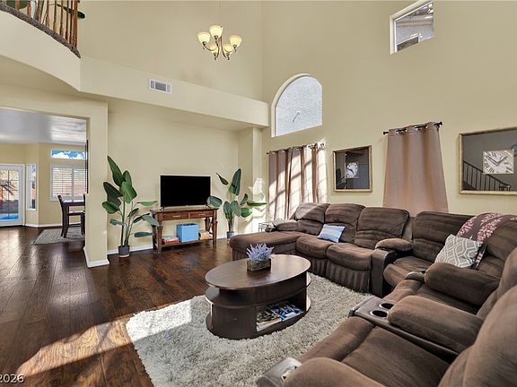 4th image of 3214 Rutledge Dr