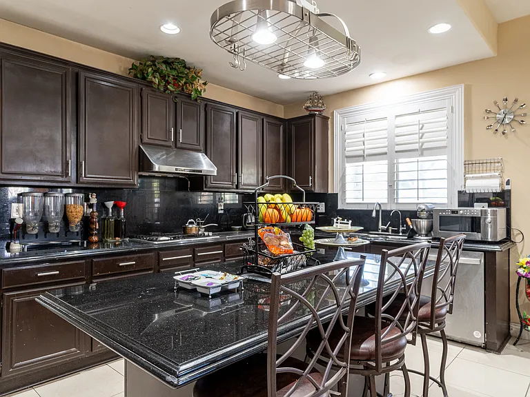 40947 Ridgegate Ln — Photo 49