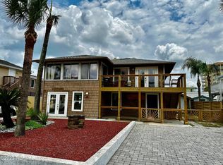 24 10th Ave N, Jacksonville Beach, FL 32250