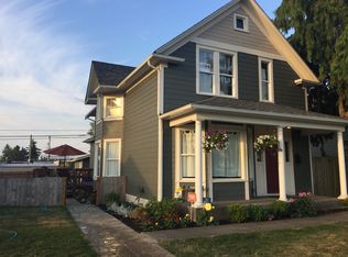 3220 S 11th St, Tacoma, WA 98405