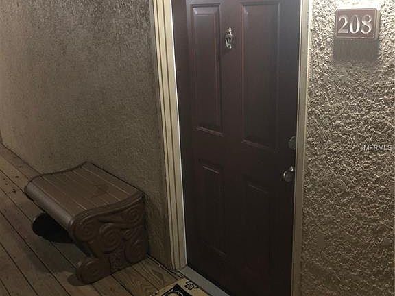 3rd image of 1610 Raena Dr Unit 208