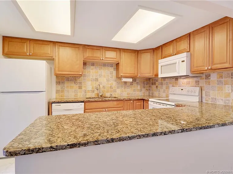 3836 SE Jefferson St — Photo 3