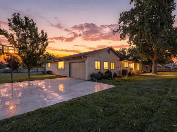 18 Reich St, Marsing, ID 83639