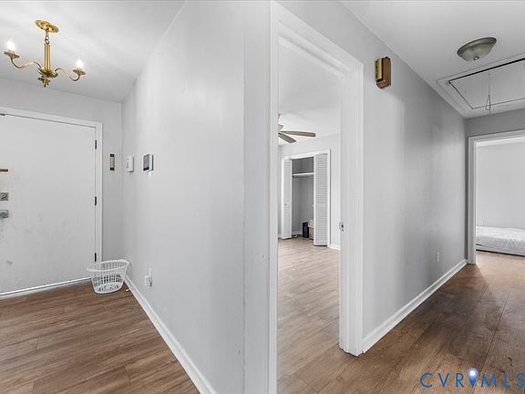 3rd image of 604 Smithfield Ave
