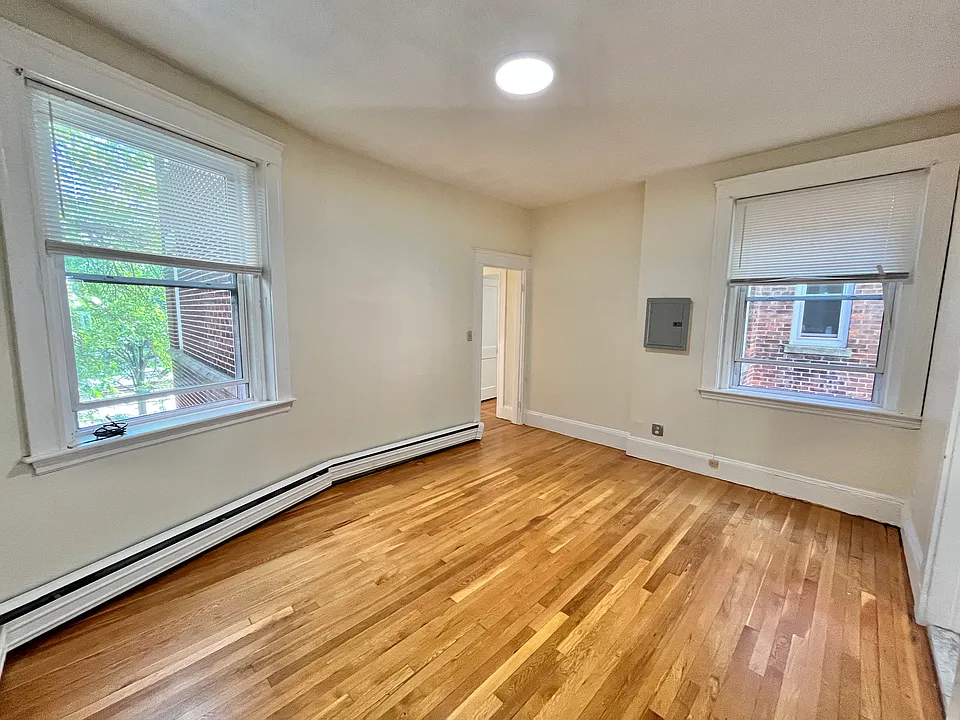 1725 Commonwealth Ave #2