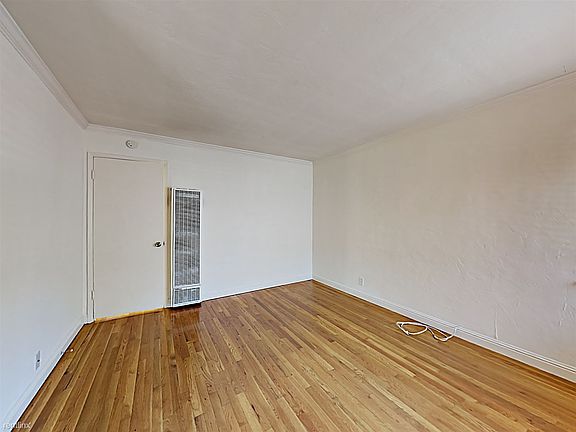 4th image of 1878 Park Ave APT 9