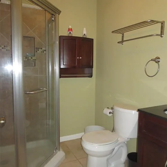 823 Jennifer Ln — Photo 8
