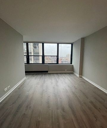 5th image of 1560 N Sandburg Ter APT 1209