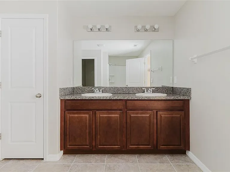 304 Cascade Bend Dr — Photo 58