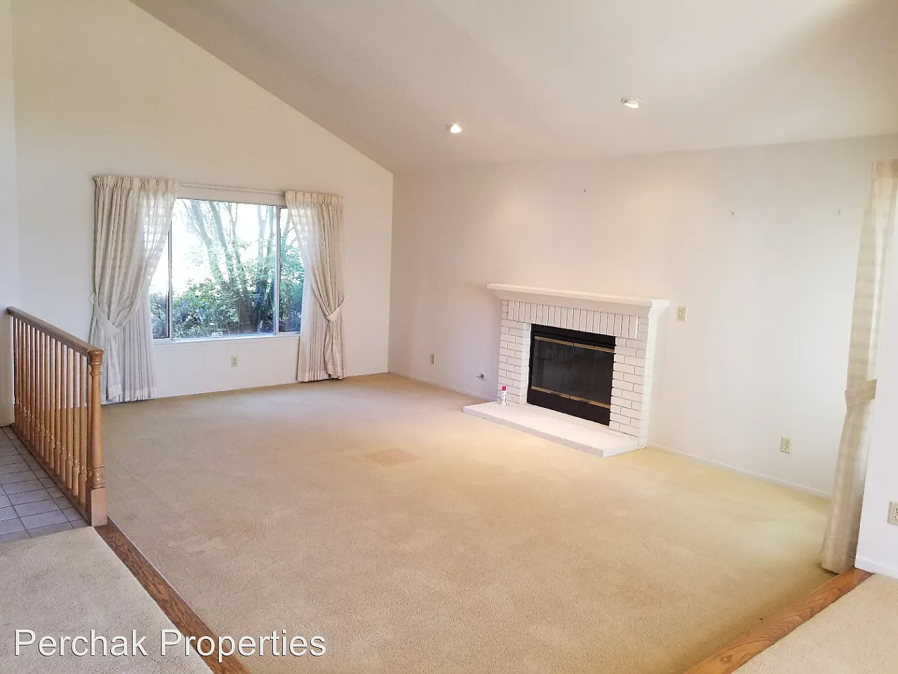4115 Canyon Crest Rd W photo 1