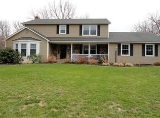 1083 Marigold Dr, Webster, NY 14580