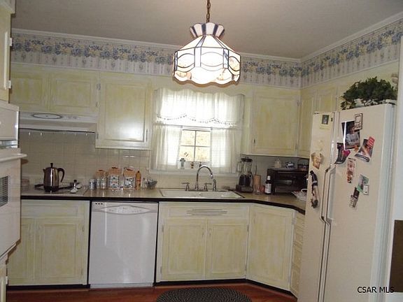 4th image of 1624 Debran Ln