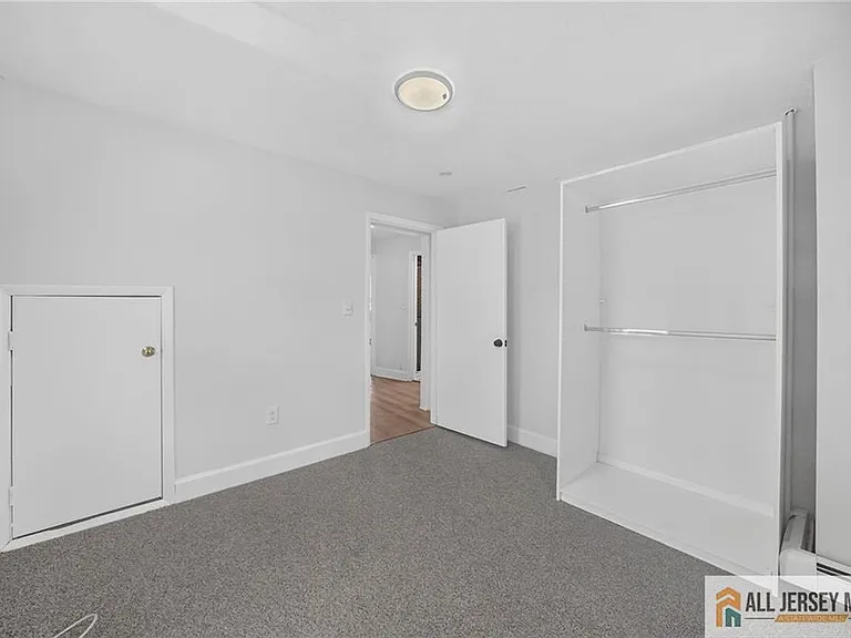 125 White Horse Ave — Photo 7
