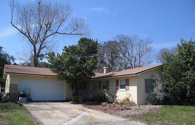 2nd image of 2421 Eastbrook Blvd