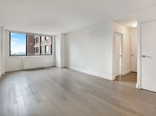 300 Mercer St APT 26O, New York, NY 10003