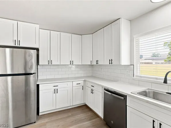 4416 E Wyoming Ave, Sunrise Manor Town, NV 89104
