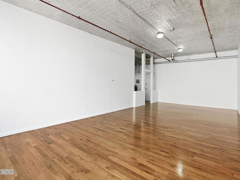2nd image of 950 Hart St APT 107