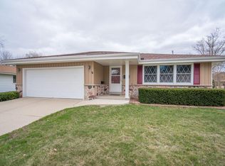 5762 S 20th St, Milwaukee, WI 53221