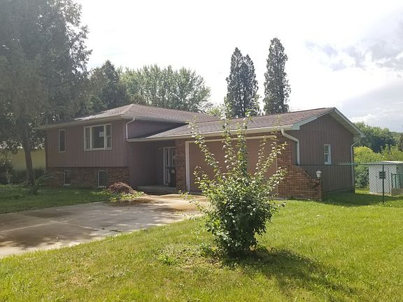 2nd image of 638 N Greenfield Dr