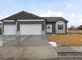 3340 Pipestone Dr, Billings, MT 59102
