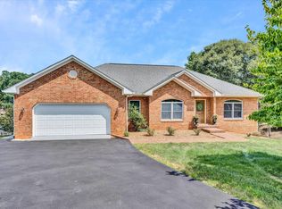 559 Boxwoodgreen Dr, Wirtz, VA 24184