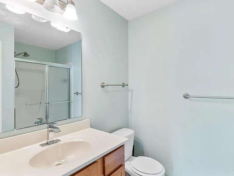 1593 Burr Dr — Photo 14
