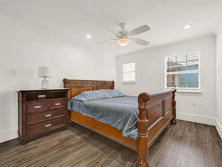 2809 Tooke St #B — Photo 6