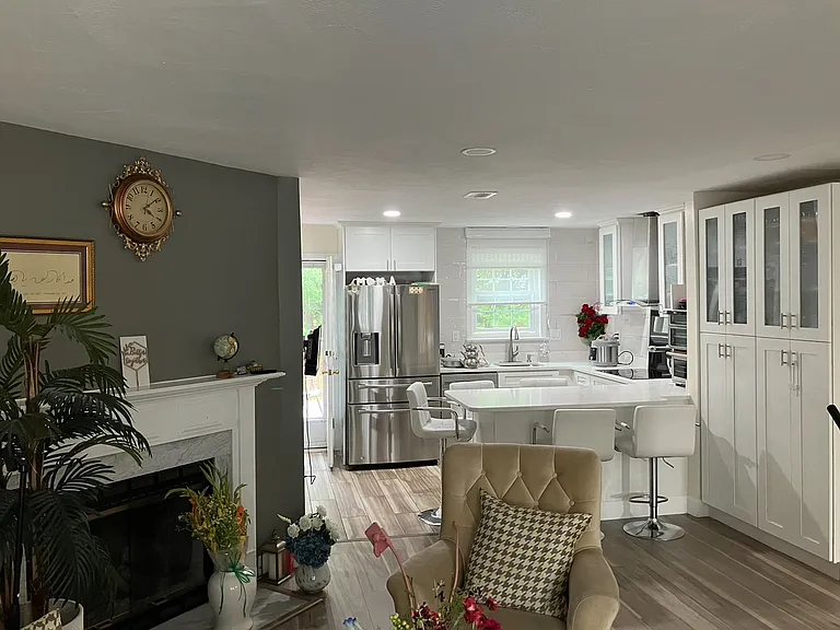 121 Cadogan Way — Photo 16