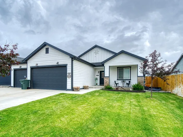 1305 Pintail Dr, Gillette, WY 82718