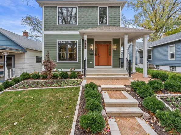 2524 S Superior STREET, Milwaukee, WI 53207
