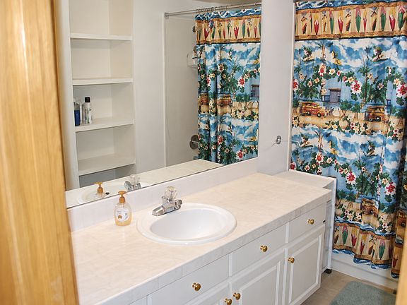 5th image of 2873 Springdale Ln
