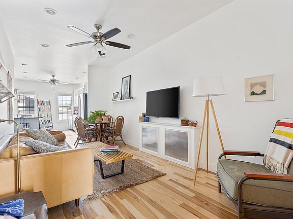 2nd image of 117 Roebling St APT 2R