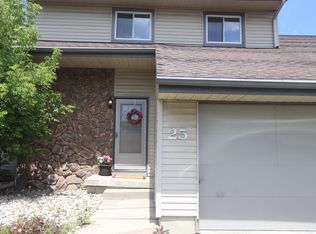 922 Timbercreek Dr APT 25, Grand Ledge, MI 48837