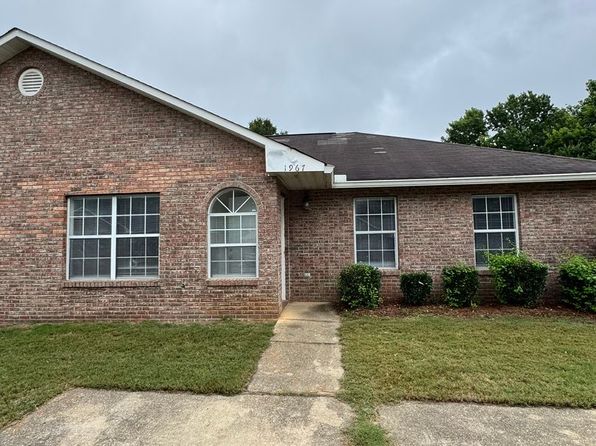 1967 Rosie St