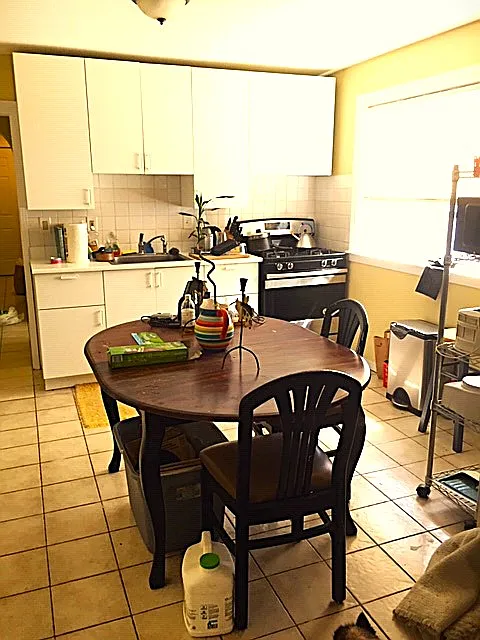 Building Photo - 122 Holton St #122