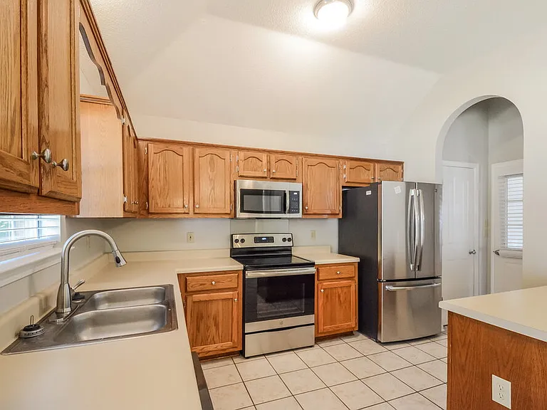 6202 Morgan Manor Cv — Photo 8