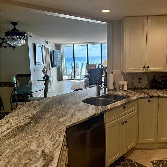 9650 S Ocean Dr #809 — Photo 3