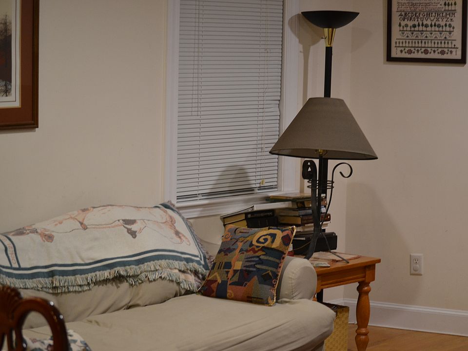 1st image of 688 Belmont St