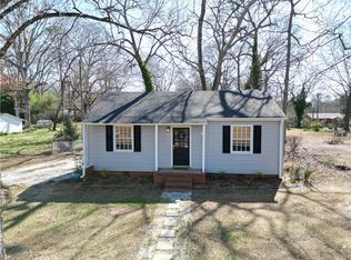 826 Greenville St, Pendleton, SC 29670